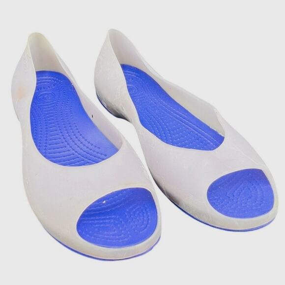🩴 Crocs W9 White purple Open Toe Slip On Flats Lightweight Water Friendly - Picture 1 of 7